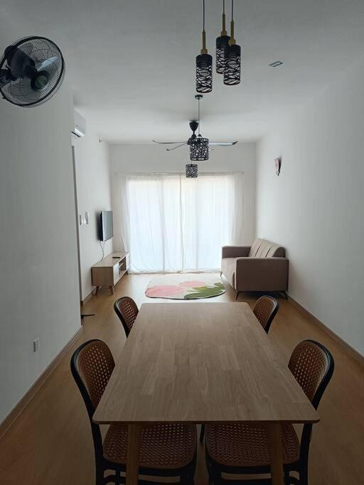 Maya Bay Residences Splashmania Gamuda Cove By Tulip Apartment